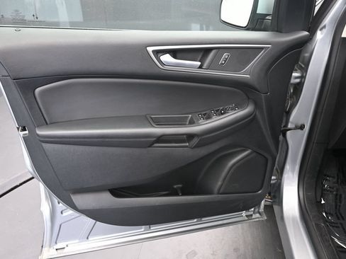 Used 2024 Ford Edge SEL AWD/4WD image 17