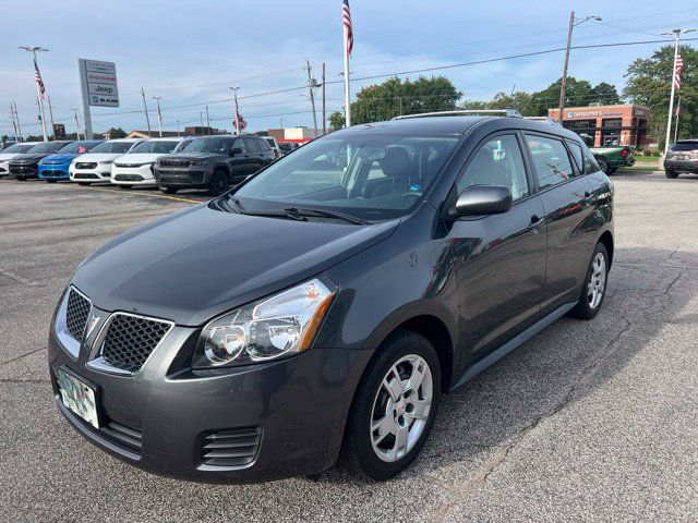 Used 2010 Pontiac Vibe AWD w/ Preferred Package image 2