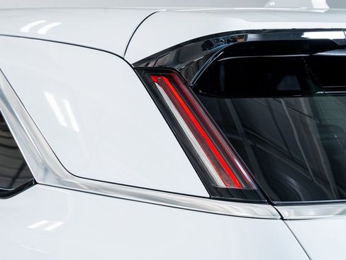 Used 2025 Cadillac Escalade IQ Luxury 2 image 24