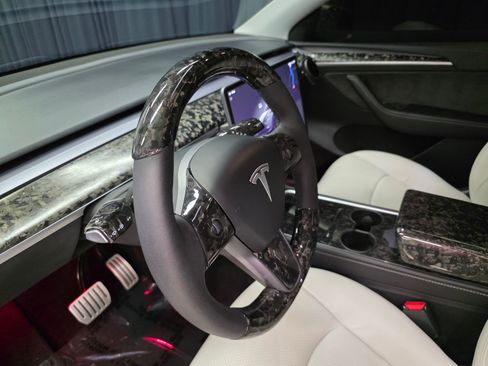 Used 2023 Tesla Model Y Performance AWD/4WD image 21