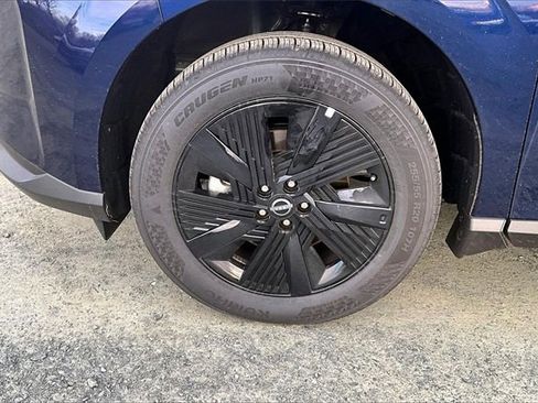 Used 2025 Nissan Murano SV image 5