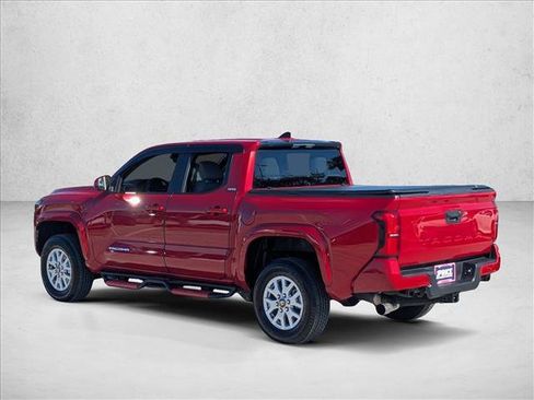 Certified 2025 Toyota Tacoma SR5 image 8