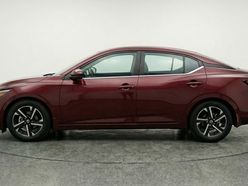 Used 2025 Nissan Sentra SV image 5