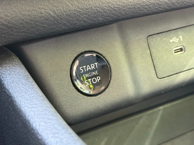Used 2024 Nissan Rogue S AWD/4WD image 23
