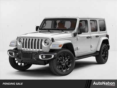Used 2023 Jeep Wrangler Unlimited w/ Cold Weather Group