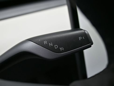 Used 2023 Tesla Model 3 Standard Range image 20