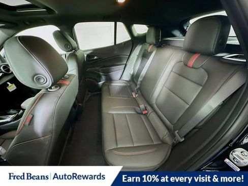 New 2025 Chevrolet Trax RS w/ Sunroof Package image 13