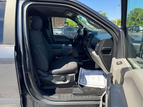 Used 2019 Ford F150 XL w/ Equipment Group 101A Mid AWD/4WD image 16