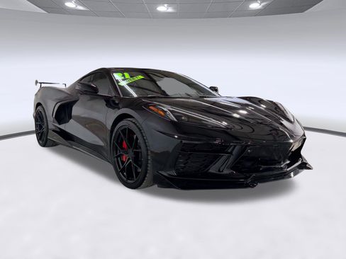 Used 2021 Chevrolet Corvette Stingray Preferred Cpe w/ Z51 Performance Package RWD image 21