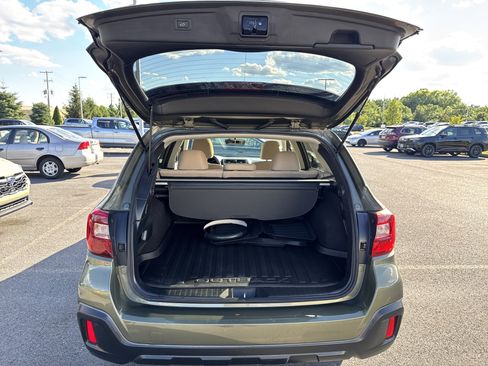 Used 2019 Subaru Outback 2.5i Premium AWD/4WD image 29