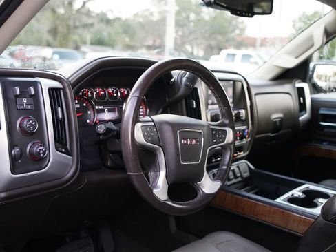 Used 2015 GMC Sierra 1500 SLT w/ SLT Crew Cab Value Package image 12