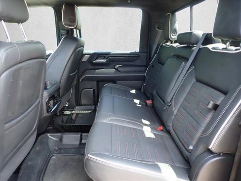 Used 2025 GMC Sierra 2500 AT4X AWD/4WD image 8