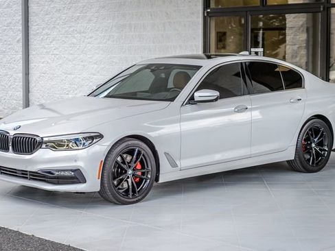 Used 2018 BMW 540i w/ Premium Package RWD image 6