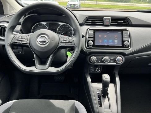 Used 2025 Nissan Versa S w/ Trunk Package image 14