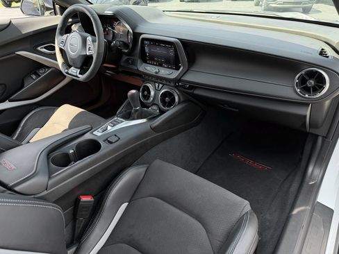 Used 2022 Chevrolet Camaro SS RWD image 41