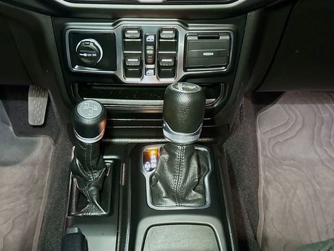 Used 2023 Jeep Wrangler Unlimited w/ 8.4" Radio Group AWD/4WD image 14