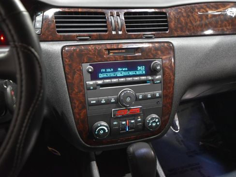 Used 2012 Chevrolet Impala LT image 25