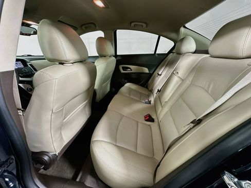 Used 2016 Chevrolet Cruze LTZ w/ Enhanced Safety Package FWD image 27
