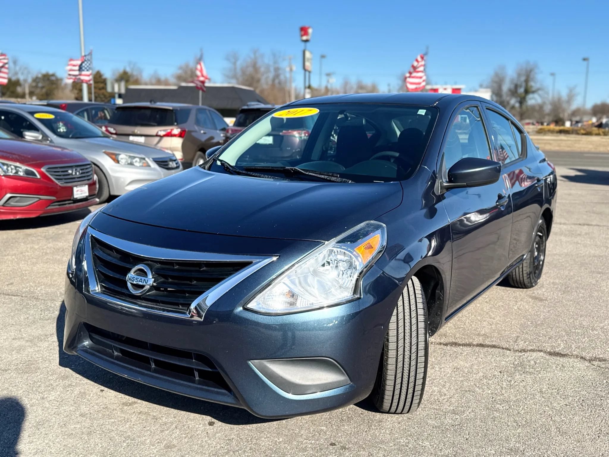 Used 2017 Nissan Versa S Plus FWD image 6