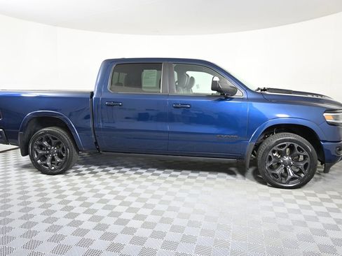 Used 2022 RAM 1500 Limited AWD/4WD image 9