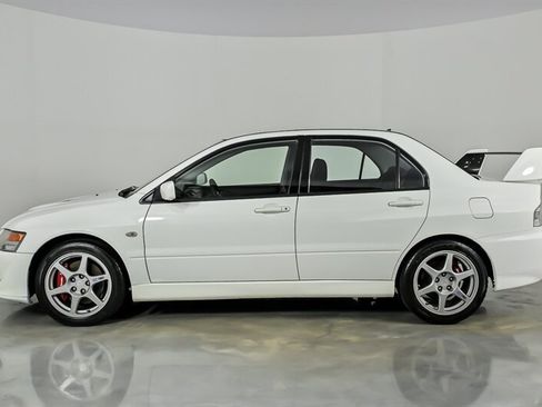 Used 2003 Mitsubishi Lancer Evolution AWD/4WD image 8