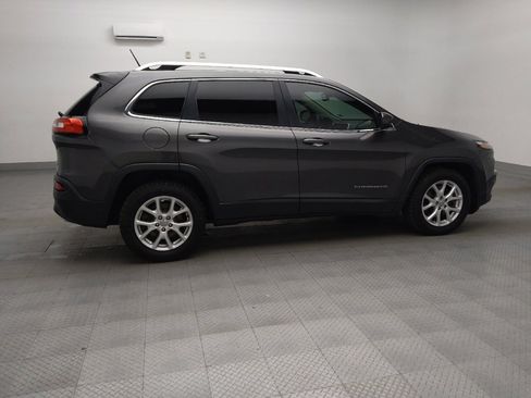 Used 2015 Jeep Cherokee Latitude image 10