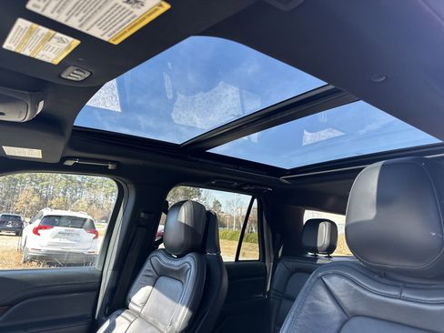 Used 2023 Lincoln Navigator L Reserve image 32