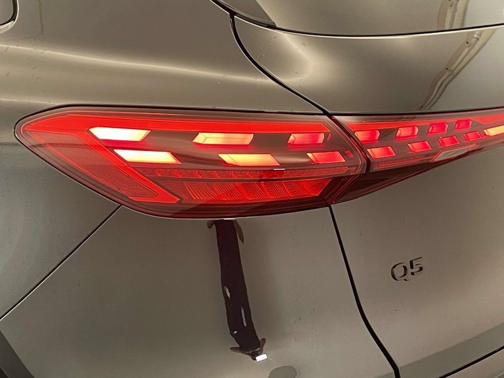 New 2026 Audi Q5 Premium Plus AWD/4WD image 16