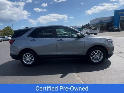 Certified 2024 Chevrolet Equinox LS w/ LS Convenience Package FWD image 9