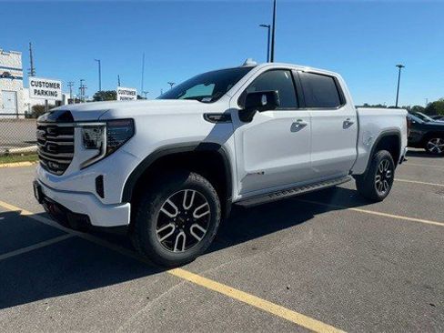 New 2026 GMC Sierra 1500 AT4 w/ AT4 Premium Package image 4