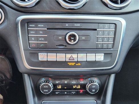 Used 2019 Mercedes-Benz GLA 250 GLA 250 image 19