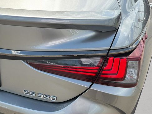 Used 2019 Lexus ES 350 F Sport w/ Accessory Package FWD image 16