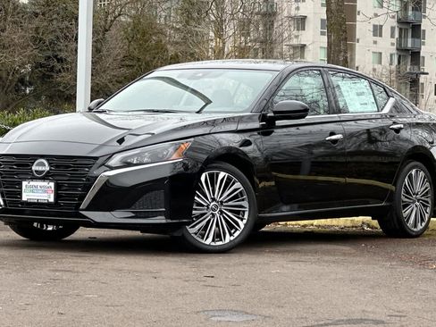 New 2025 Nissan Altima 2.5 SL image 1