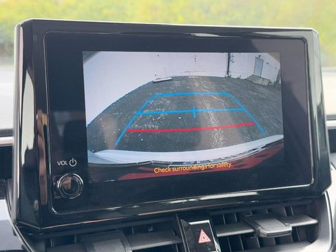 Used 2024 Toyota Corolla LE image 20