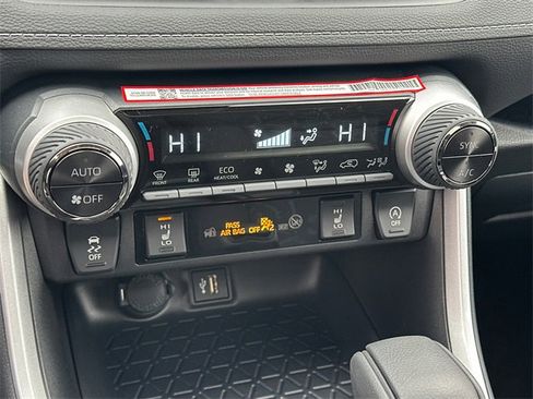 New 2025 Toyota RAV4 XLE image 29