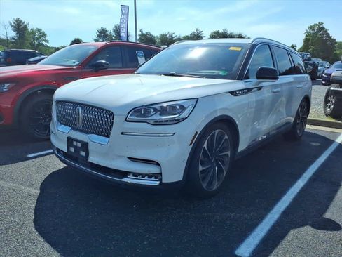 Used 2020 Lincoln Aviator Reserve w/ Equipment Group 202A AWD/4WD image 2