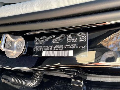 Certified 2023 Volvo XC60 B5 Plus w/ Climate Package image 30