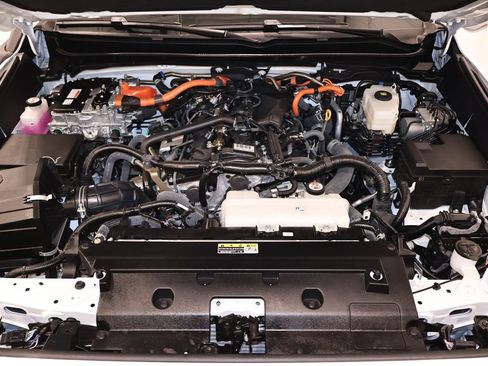 Used 2025 Toyota Tacoma 4x4 Double Cab Hybrid w/ Tow Tech Package image 47