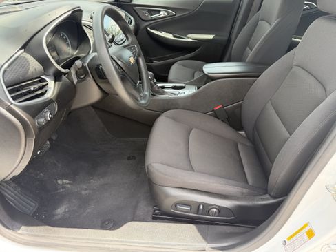 Used 2024 Chevrolet Malibu LT FWD image 21