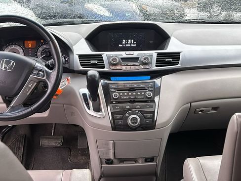 Used 2011 Honda Odyssey Touring image 12
