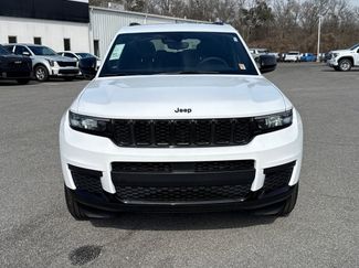 Used 2024 Jeep Grand Cherokee L Laredo video 2