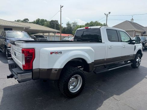 Used 2017 Ford F350 Lariat w/ Lariat Ultimate Package AWD/4WD image 5