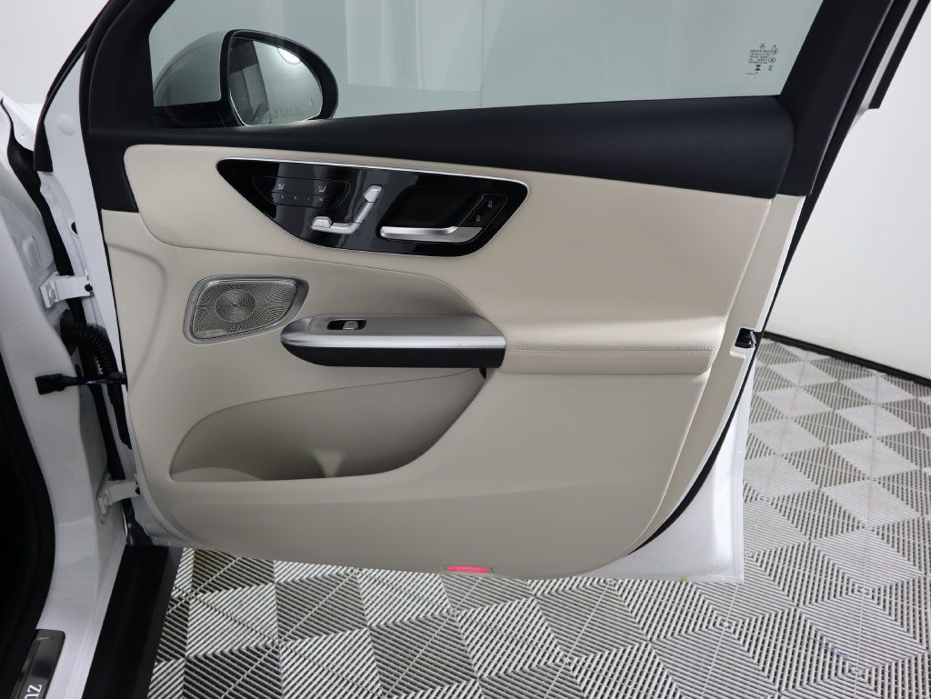 Certified 2026 Mercedes-Benz GLC 300 image 27