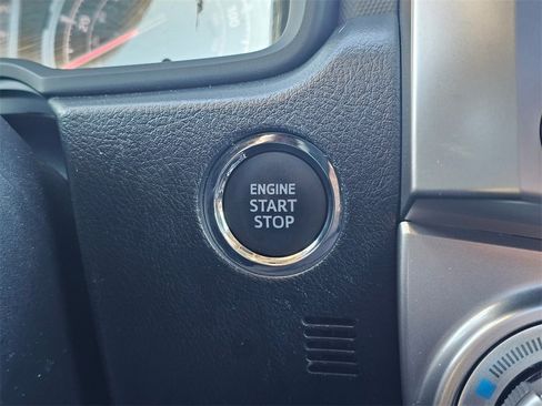 Used 2022 Toyota 4Runner Limited image 18