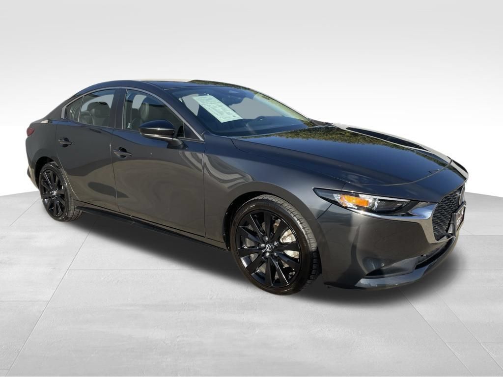 Used 2024 MAZDA MAZDA3 s FWD image 3