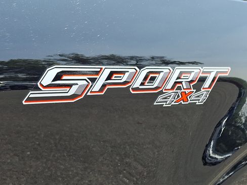 Certified 2022 Ford F150 XLT w/ Equipment Group 302A High image 31