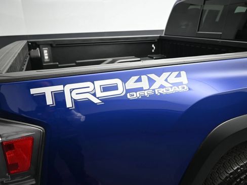 Used 2023 Toyota Tacoma TRD Off-Road w/ Black Out Package (TMS) AWD/4WD image 2