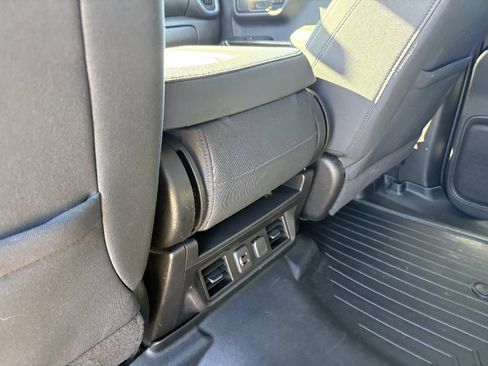 Used 2020 Chevrolet Silverado 1500 LT w/ All-Star Edition image 17