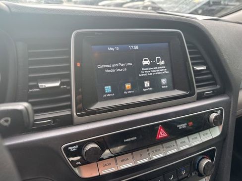 Used 2019 Hyundai Sonata SE FWD image 14