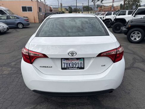 Used 2017 Toyota Corolla LE w/ Carpet Mat Package (TMS) FWD image 6
